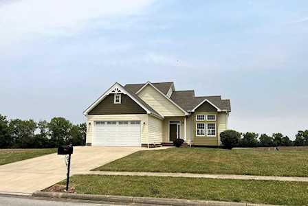 1574 Brooke Park Drive Circleville, OH 43113
