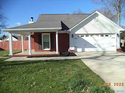138 Clear Creek Drive New Market, AL 35761