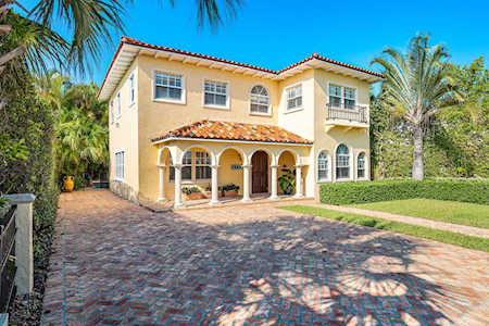 3323 S Flagler Drive West Palm Beach, FL 33405