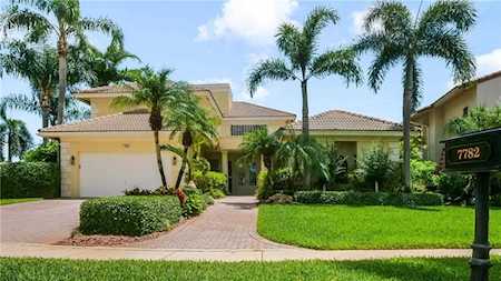 7782 La Corniche Cir Boca Raton, FL 33433