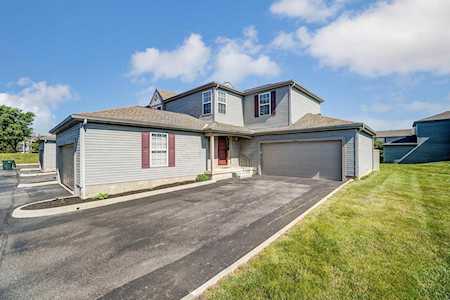 2136 Triad Court Columbus, OH 43235