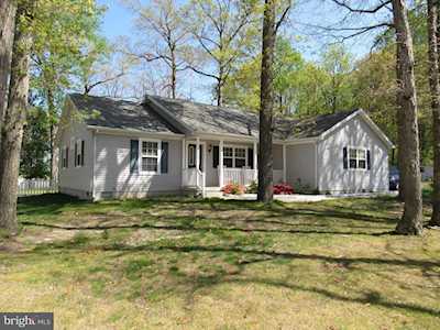 17981 E Hudson Pond Rd Lincoln, DE 19960