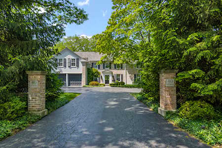 40 N Sheridan Rd Lake Forest, IL 60045