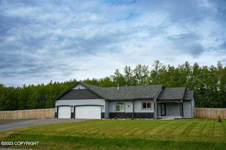 7663 E Sandstone Dr Wasilla, AK 99654