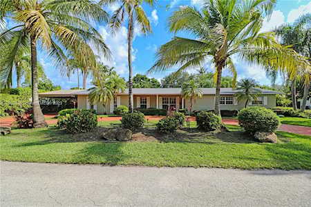 8523 SW 103rd St Miami, FL 33156