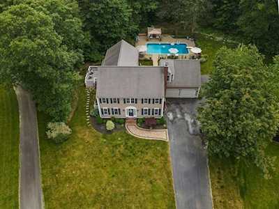 30 Shelby Ct East Bridgewater, MA 02333