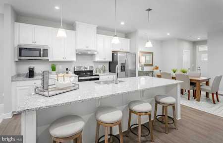 000 Confidential Ave. Glen Burnie, MD 21060