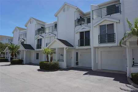 320 Island WAY #206 Clearwater, FL 33767