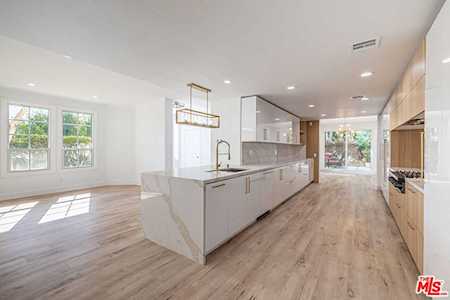 4124 Old Topanga Canyon Rd, Calabasas, CA 91302