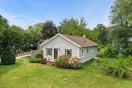 88 Swain Rd Chelmsford, MA 01863