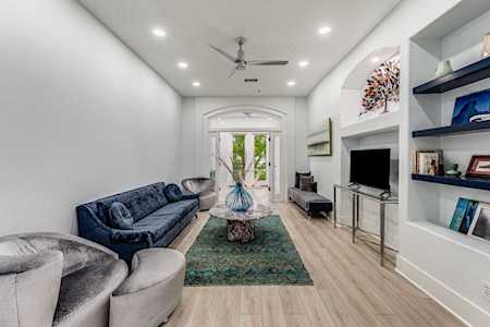 2600 Hillsboro Pike #302 Nashville, TN 37212