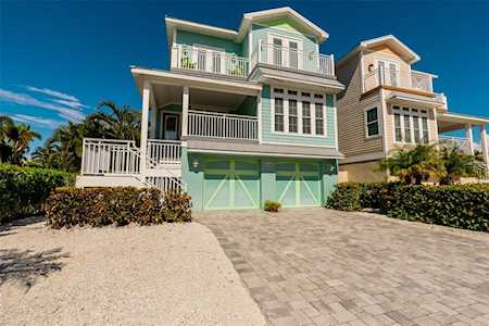 116 45th St Holmes Beach, FL 34217