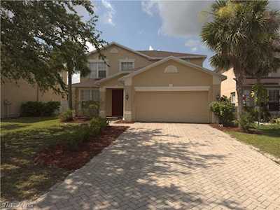 11524 Clumbet Ln Lehigh Acres, FL 33971