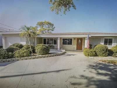 1251 37th Ave NE St. Petersburg, FL 33704