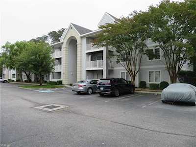 916 Charnell Dr #302 Virginia Beach, VA 23451