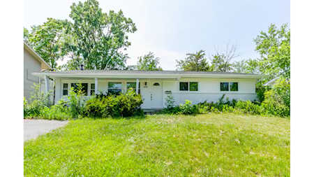 1476 Dennison Rd Hoffman Estates, IL 60169