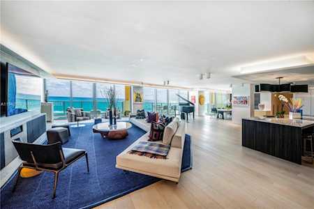 1455 Ocean Dr #1008 Miami Beach, FL 33139