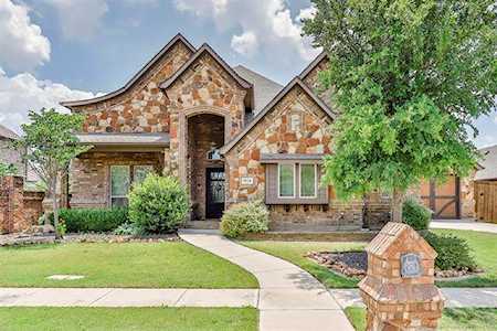 9124 Belshire Drive North Richland Hills, TX 76182