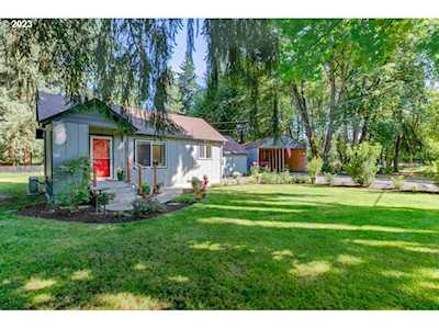 85350 Dilley LN Eugene, OR 97405