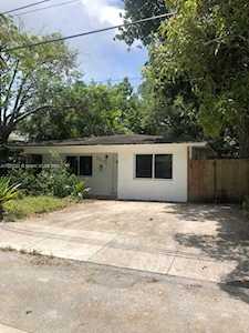 3572 Franklin Ave Miami, FL 33133