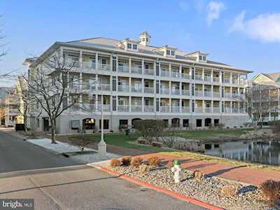 1 Fountain Dr E #4B Ocean City, MD 21842