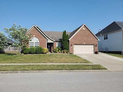 106 Spring Bluff Dr Georgetown, KY 40324