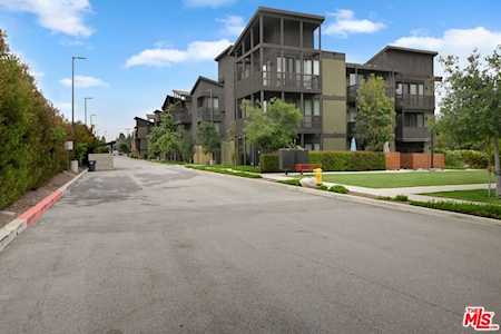 4201 Pennsylvania Ave #J2 Glendale, CA 91214