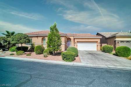 7229 Gentle Valley St Las Vegas, NV 89149