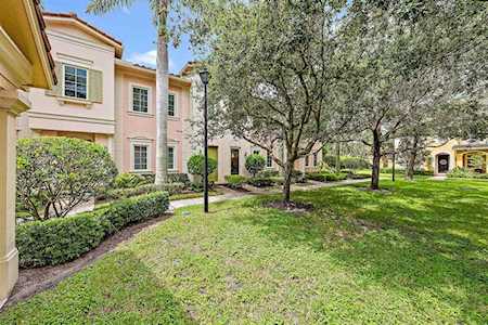 153 Glencullen Circle Jupiter, FL 33458