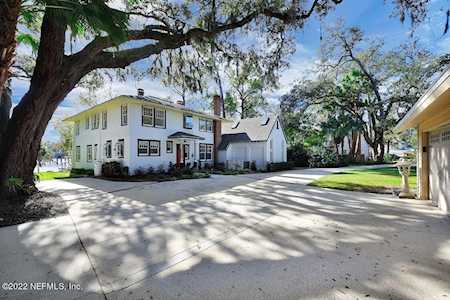 5950 Clifton AVE Jacksonville, FL 32211