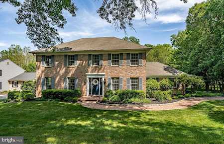 144 Dantes Dr Hockessin, DE 19707