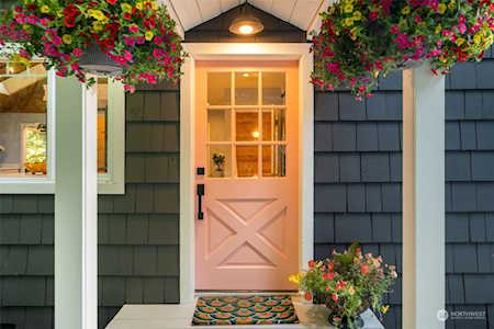 835 209th Ave NE Sammamish, WA 98074