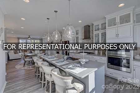 5045 Nestling Spring St Charlotte, NC 28205