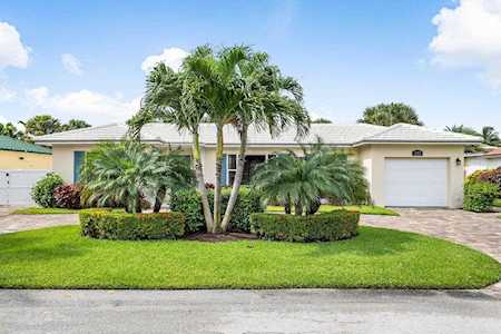 222 Claremont Lane Palm Beach Shores, FL 33404