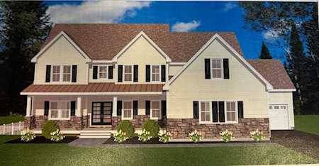 2 Jennifer Cir North Attleboro, MA 02760