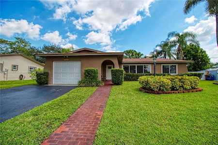 11431 NW 21st St Pembroke Pines, FL 33026