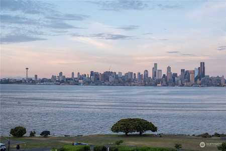 4007 SW Maryland Place Seattle, WA 98116