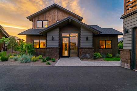 19130 Gateway Loop Bend, OR 97702