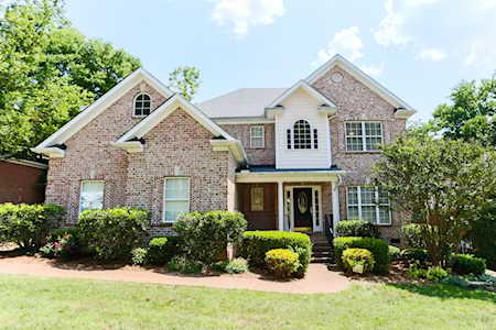 6732 Christiansted Ln Nashville, TN 37211