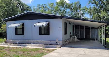 8912 Fox Trl Tampa, FL 33626