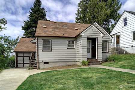 2037 E Fairbanks St Tacoma, WA 98404