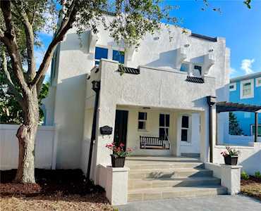 6566 1st Ave S St. Petersburg, FL 33707