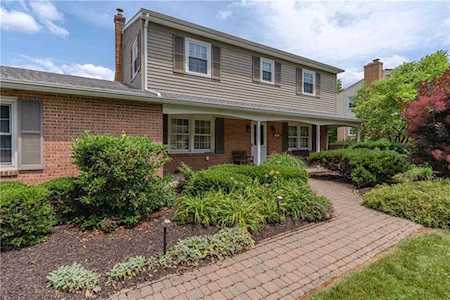 965 Donald Dr Emmaus, PA 18049