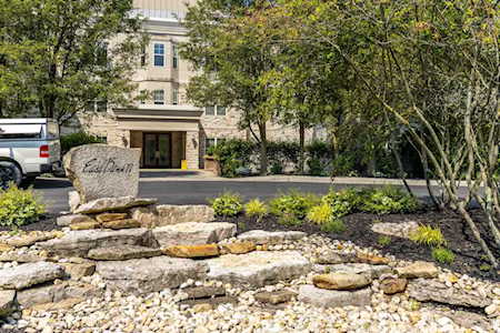 5735 Newbank Circle Dublin, OH 43017