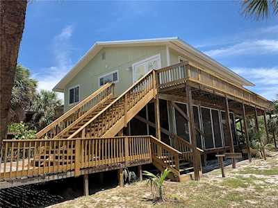 8968 Seagrape Ln Placida, FL 33946