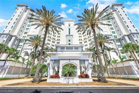 315 Dunes Blvd #PH-6 Naples, FL 34110
