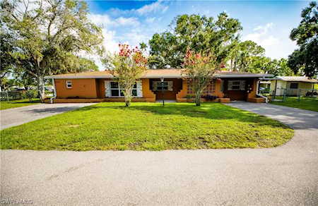 1600 Piney Rd North Fort Myers, FL 33903