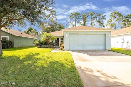 401 Dahoon Holly Drive Daytona Beach, FL 32117