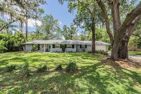 2408 Vandervort Rd Lutz, FL 33549