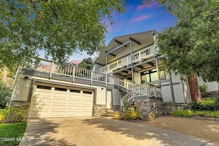 220 Dirt Rd Lake Sherwood, CA 91361